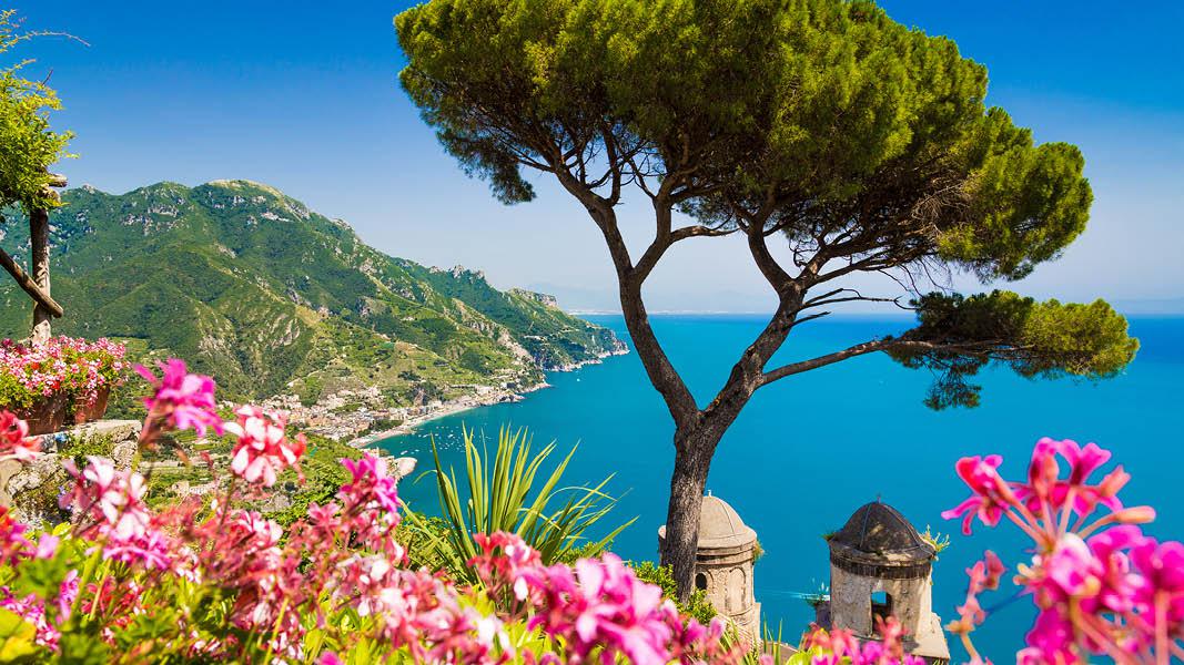 Vidunderlige Amalfi - udsigt over Amalfikysten